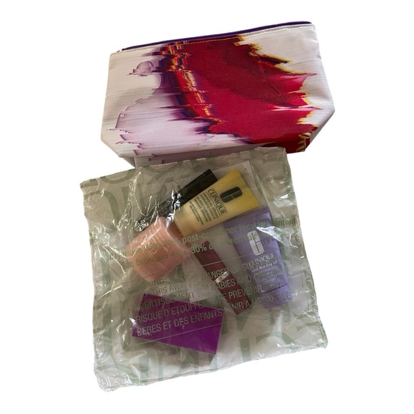🆕 Clinique 7-piece travel-size make-up/skincare set *SEALED IN PACKAGE* - Picture 3 of 6